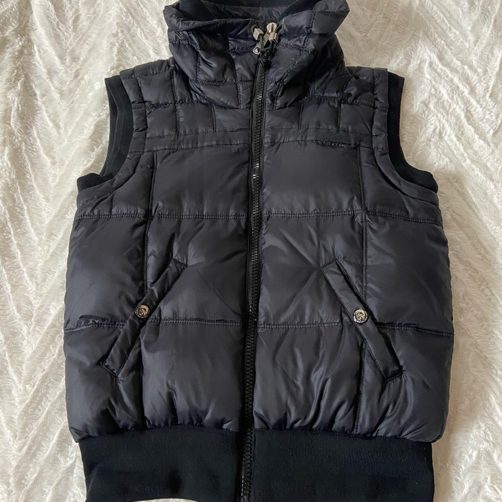 Diesel puffer vest - size small